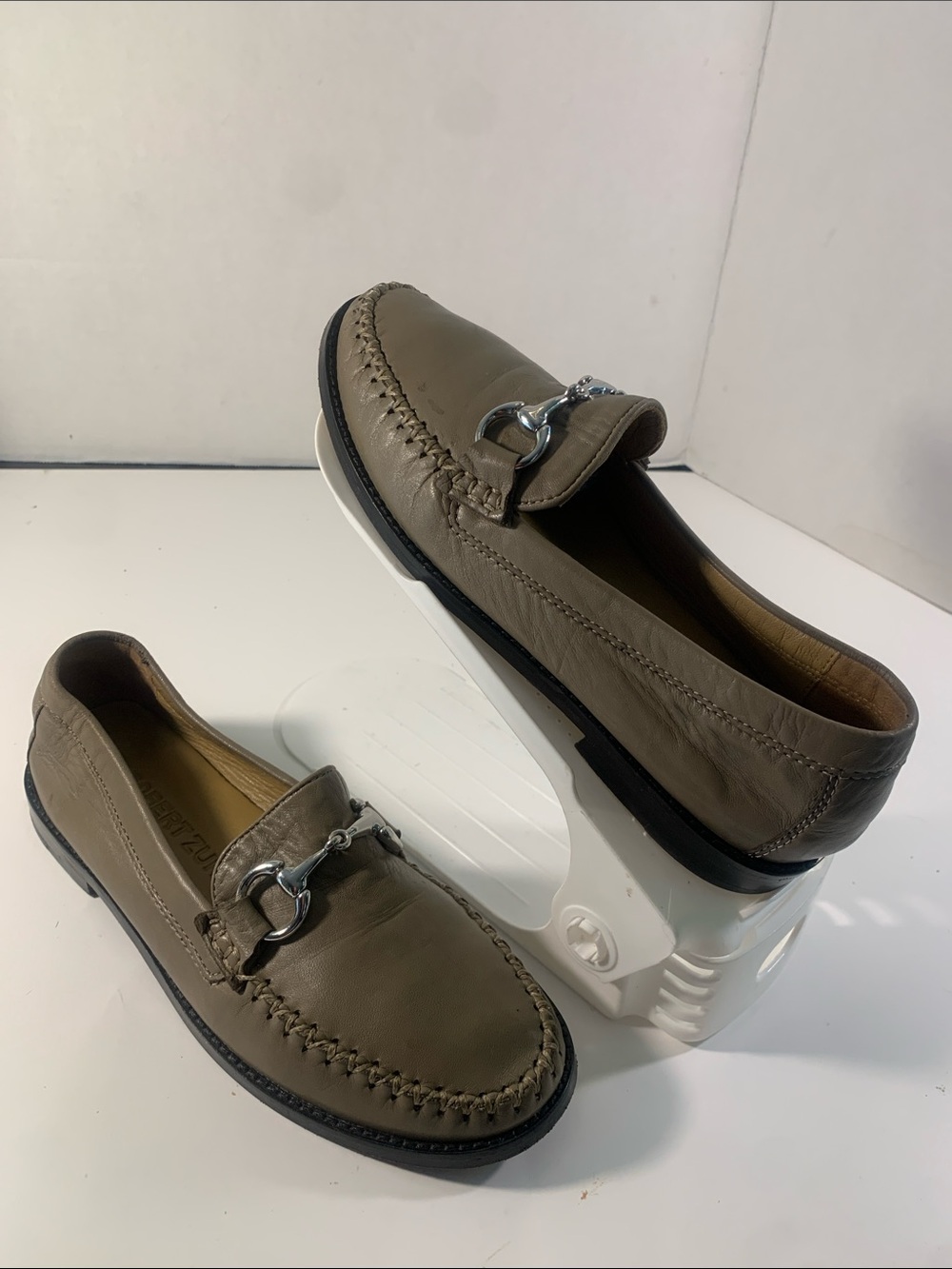 Robert Zur Women’s Perlata Leather Horsebit Driving Loafers